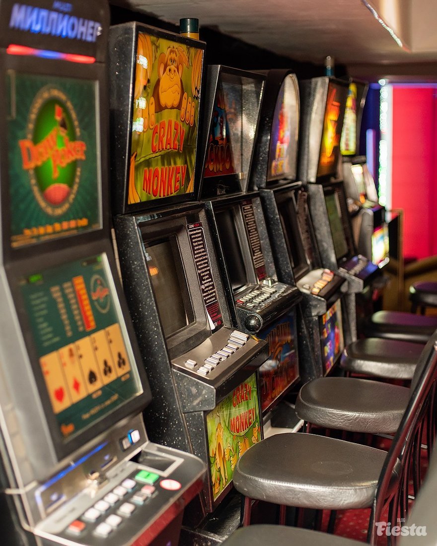 Адреса игровых казино в санкт-петербург игровые автоматы dragon namco